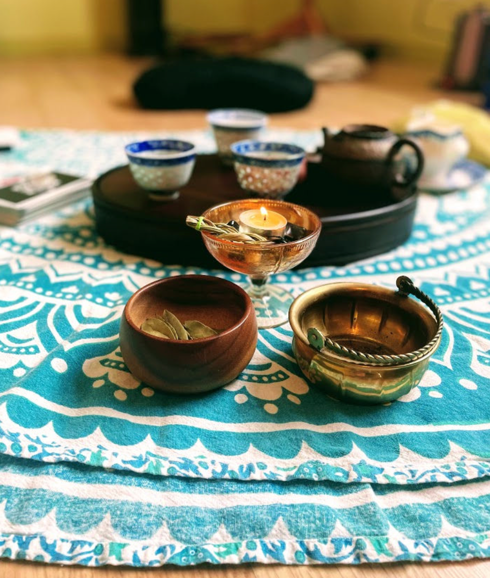 Tea & Tarot Session